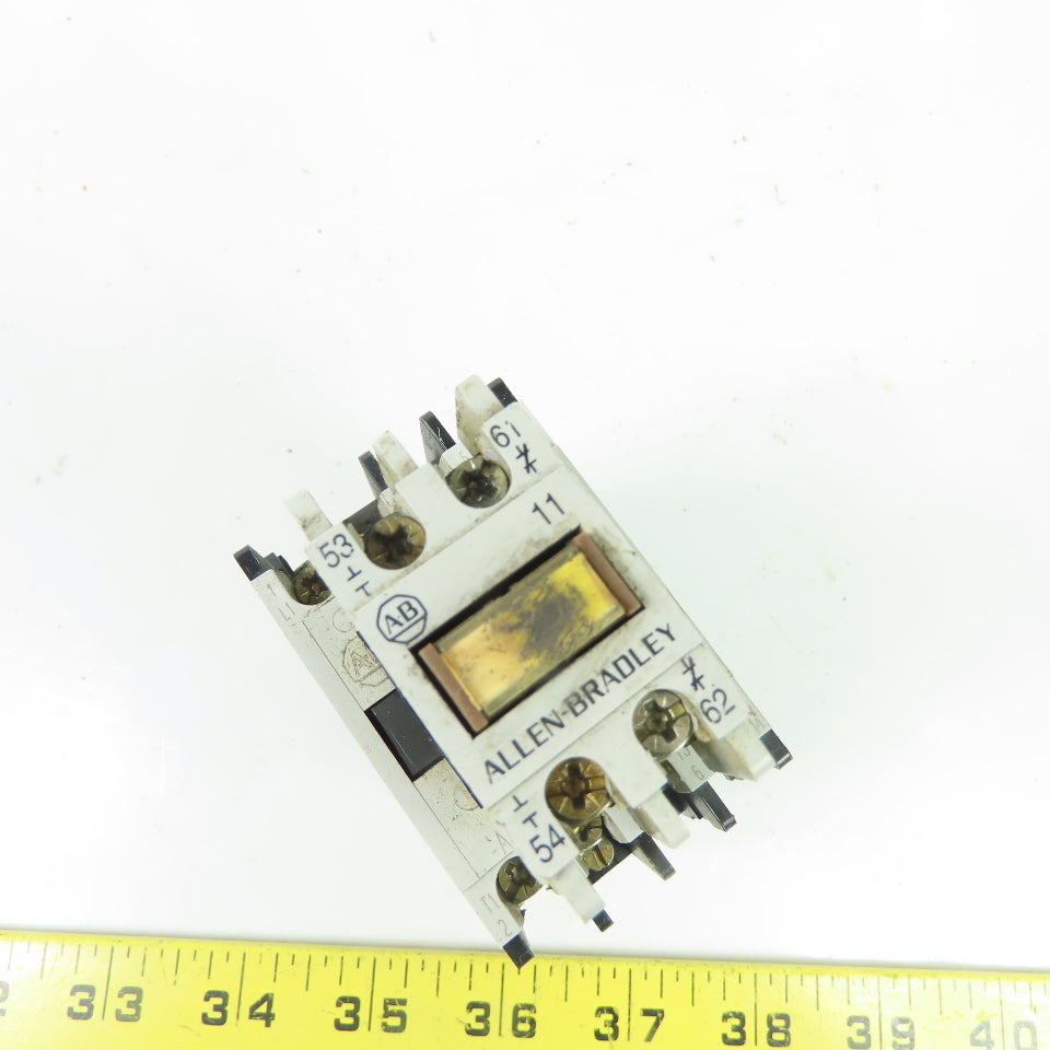 Allen-Bradley 100-A09NKD3 IEC Contactor 24VDC Coil 9A 3-Pole W/ 195-FA11