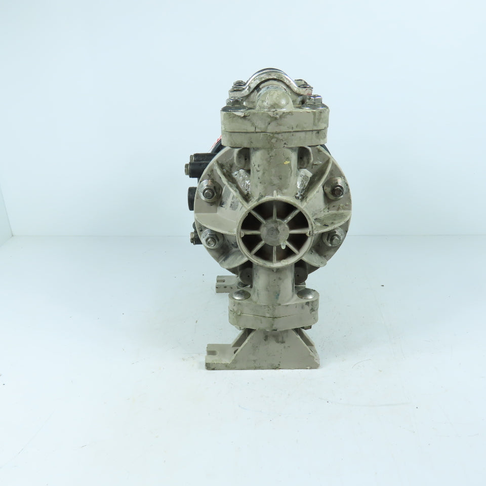 Wilden 4854832 Air Operated Double Diaphragm Pump 100 PSI (Broken Plastic)