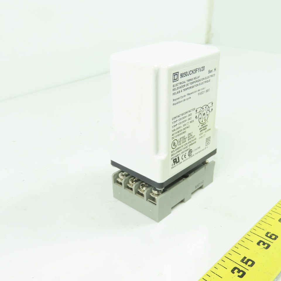 Square D 9050JCK5F1V20 Repeat Cycle Timing Relay 120VAC 110VDC With Socket
