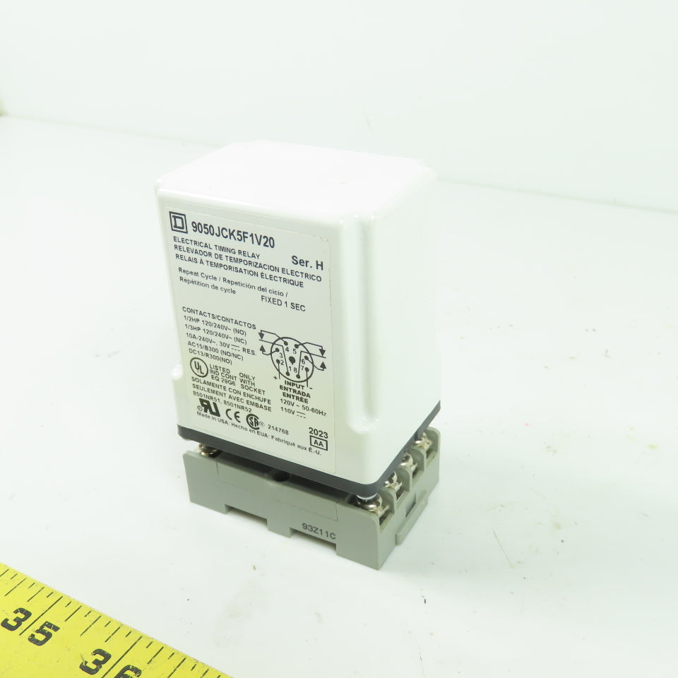 Square D 9050JCK5F1V20 Repeat Cycle Timing Relay 120VAC 110VDC With Socket