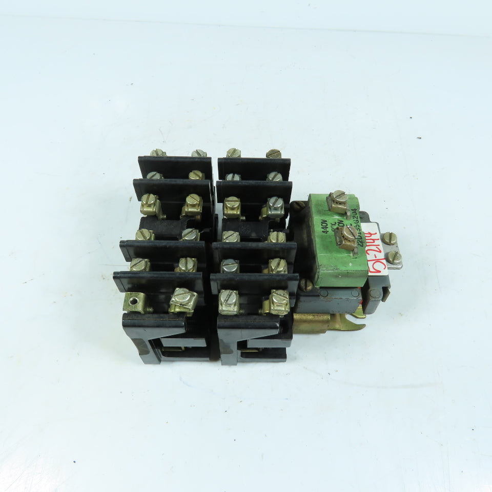 General Electric CR2810A14EE Machine Tool Relay 440V Coil 10A 600V