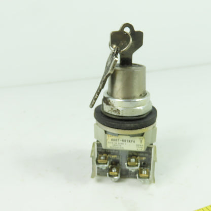Allen-Bradley 800T-N61KF4 Key Operated Selector Switch NEMA 4 13 with Keys
