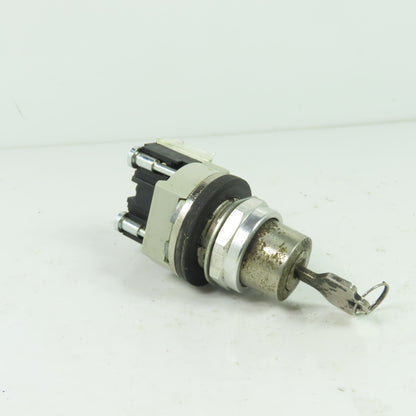 Allen-Bradley 800T-H33 Ser T Key Operated Selector Switch NEMA 4 13 W/ Key