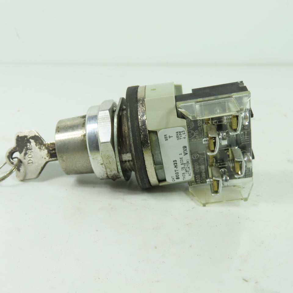 Allen-Bradley 800T-H33 Ser T Key Operated Selector Switch NEMA 4 13 W/ Key