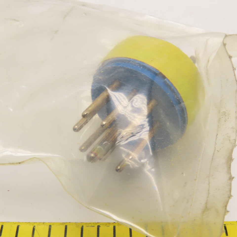Amphenol 97-20-21P 9 Position Female Solder Cup Circular Connector