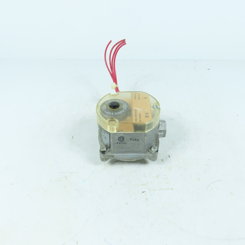 Fireye PSAA 2-5F Air Pressure Switch 0.4-2.5 IN WC Range 120/240VAC