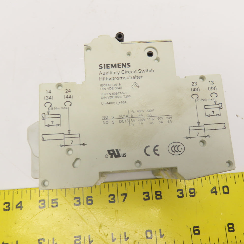Siemens 5SM2 322-6 5SY62 400V 2 Pole Circuit Breaker 0.03A RC Unit