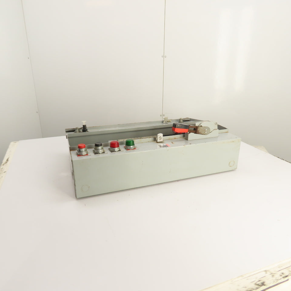 Cutler-Hammer ECN1801CDC Combination Motor Starter NEMA Size 0 Fusible 18A