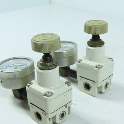 SMC IR1010-N01 Precision Regulator 150 PSI Max Supply 0.7-60 PSI Output Lot Of 2