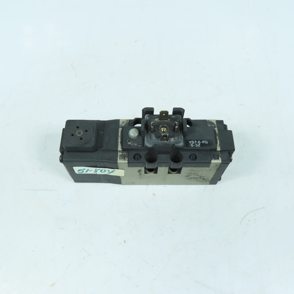 SMC VS7-6-FG-S-3Z Pneumatic Solenoid Valve 110VAC ISO Interface