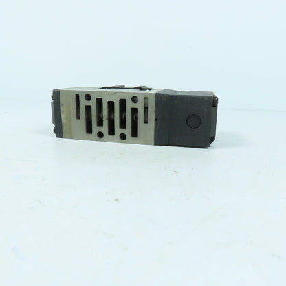 SMC VS7-6-FG-S-3Z Pneumatic Solenoid Valve 110VAC ISO Interface