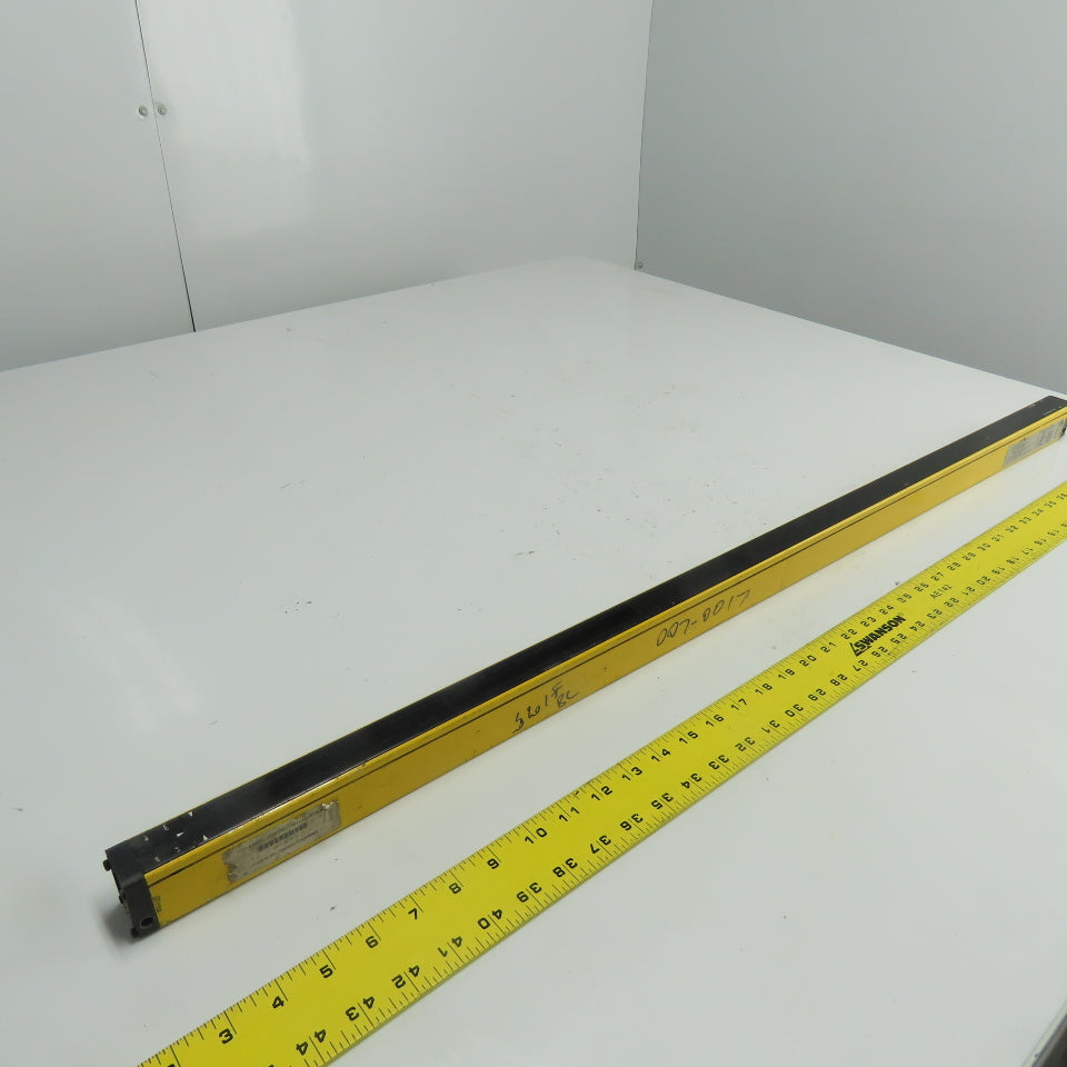 Omron F3S-A482P-D Safety Light Curtain 24VDC 440mm Protection Height
