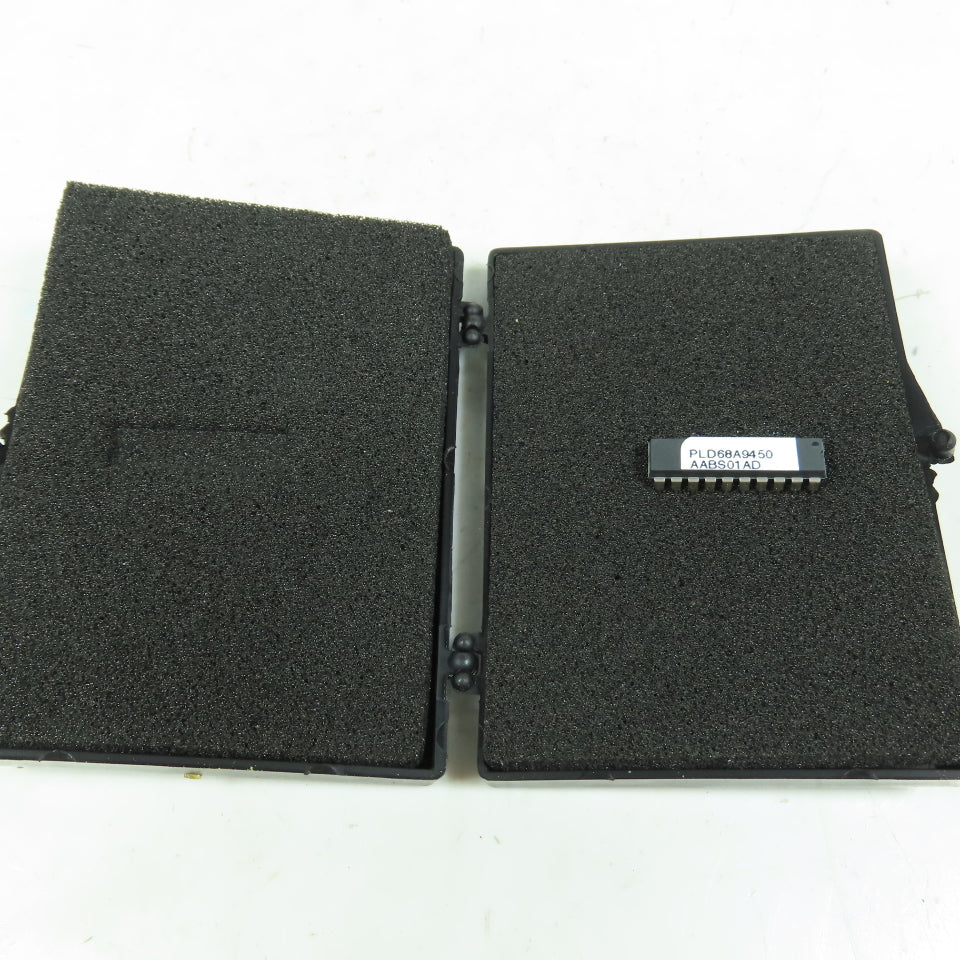 PLD68A9450 AABS01AD Programmed Logic Device IC Chip DIP-24