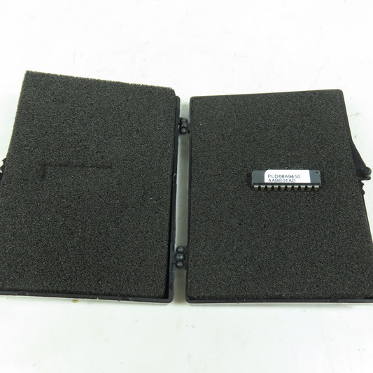 PLD68A9450 AABS01AD Programmed Logic Device IC Chip DIP-24