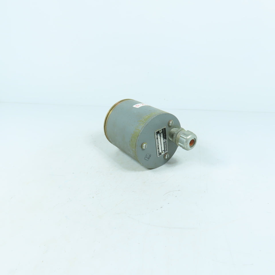 General Electric 3N1000FB103R4 DC Motor Tachometer Generator 3/8" Shaft