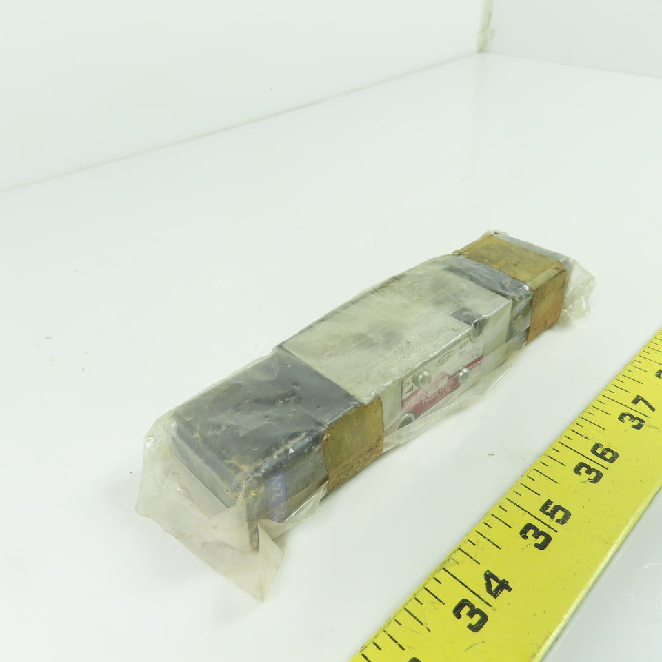Toyooki Kogyo AD503-4-FG-D-3-N Solenoid Valve DC 24V NEW
