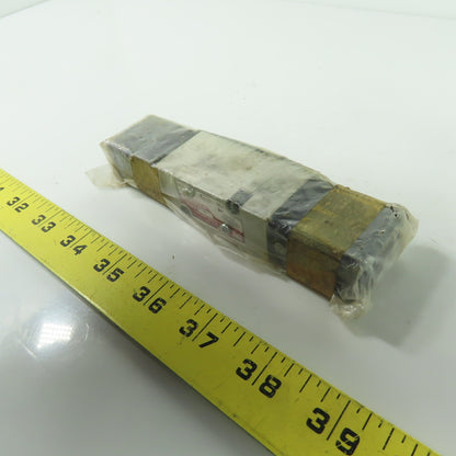 Toyooki Kogyo AD503-4-FG-D-3-N Solenoid Valve DC 24V NEW