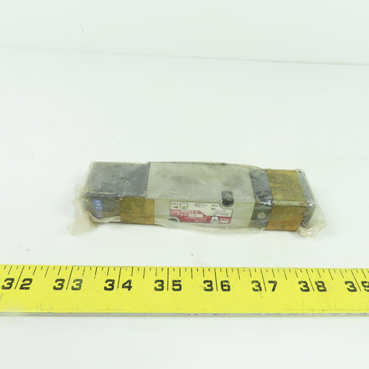 Toyooki Kogyo AD503-4-FG-D-3-N Solenoid Valve DC 24V NEW