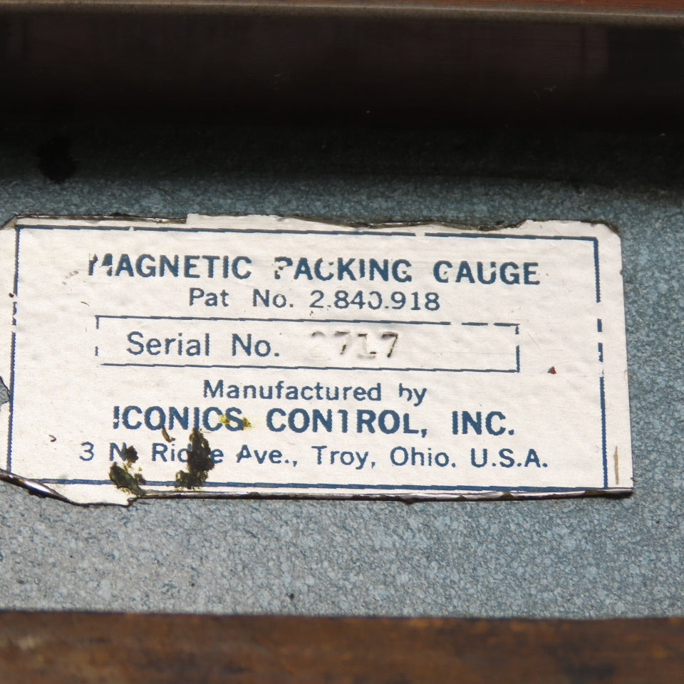 Iconics Control Magnetic Packing Gauge Tool with Wooden Storage Box