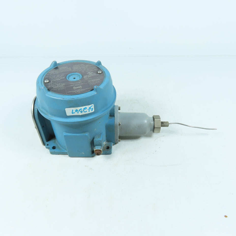 Thermon E7-25325 Explosion Proof Thermostat 22A 480VAC 25-325F NEMA 4X