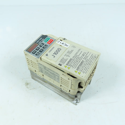 Yaskawa CIMR-JU2A0004BAA J1000 Series Variable Frequency Drive 200-240V 3Ph 3.5A