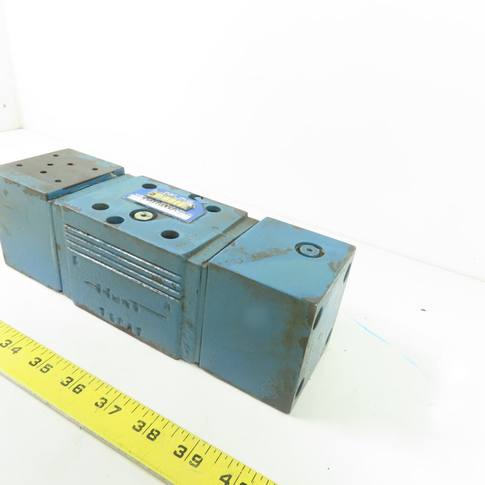 Hunt Valve C0-34211S-24 5/2 Position Directional Control Valve Block