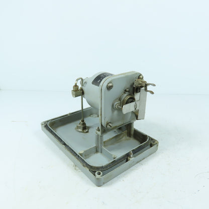 Bailey Meter Co. Class 8A Pneumatic Receiver 3-27 PSI Range Code 001