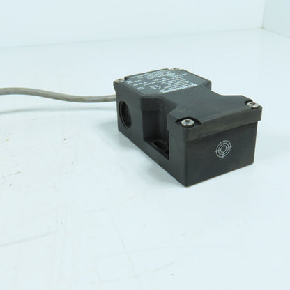 Schmersal CSS 8-16-2P+D-M-LST Electronic Safety Sensor 24VDC 0.5A