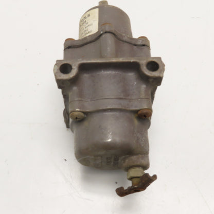 Fisher Controls FS67CFR-362 250PSI Max Air Pressure Regulator 0-30PSI 1/4"NPT