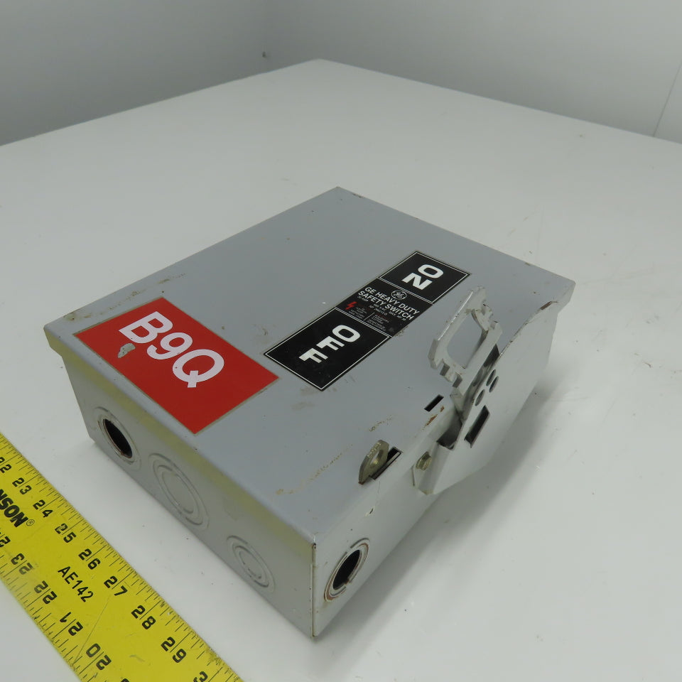 Ge THN3361 30A 3-Pole Non-Fusible Heavy Duty Safety Disconnect Switch 600VAC