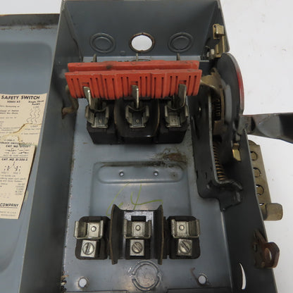 Square D H-361 30A 3-Pole Fusible Safety Disconnect Switch 600VAC