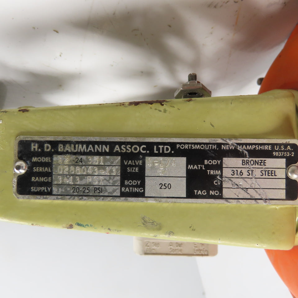 H.D. Baumann 32-24 351 1-1/4" Bronze Pneumatic Diaphragm Control Valve 20-25PSI