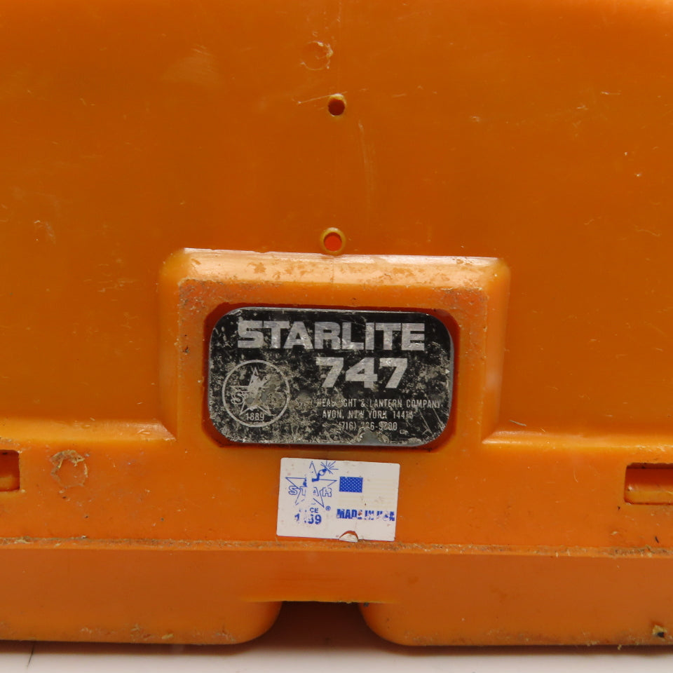 Starlite 747 Flashing Construction Beacon Light