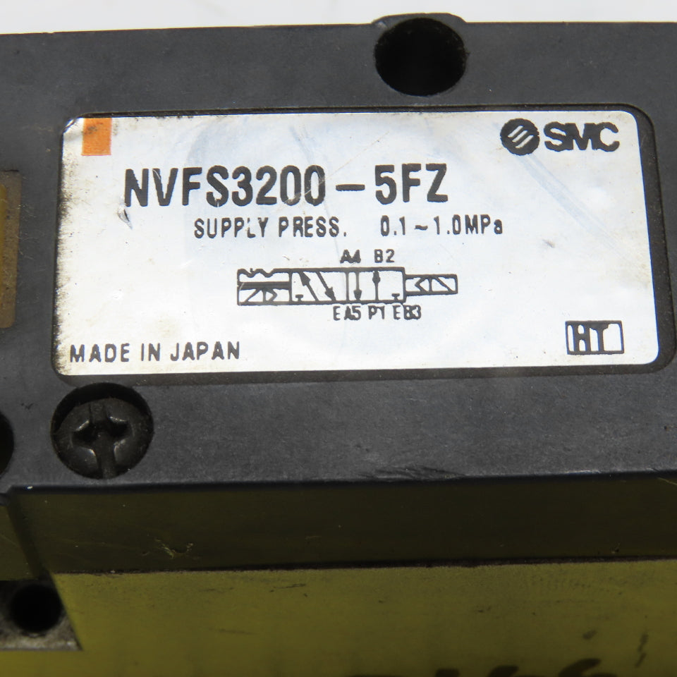 SMC NVFS3200-5FZ 2 Way Double Solenoid Detent Valve 21-26VDC Coil