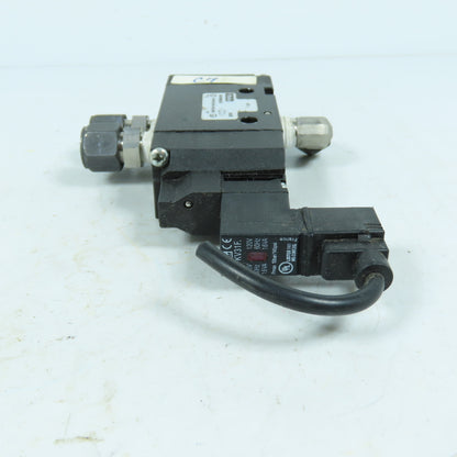 Parker B5W1BB553C Pneumatic Solenoid Valve 1/4" NPT 120VAC