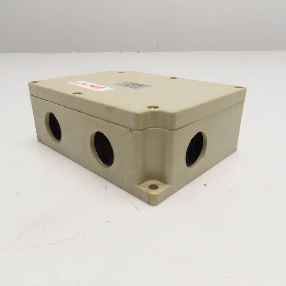 Togi BOXTM-1001 600V 15A Plastic Electrical Enclosure