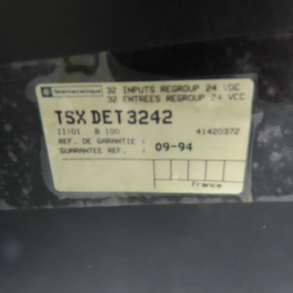 Telemecanique TSX DET 3242 32-Point Discrete Input Module 24VDC