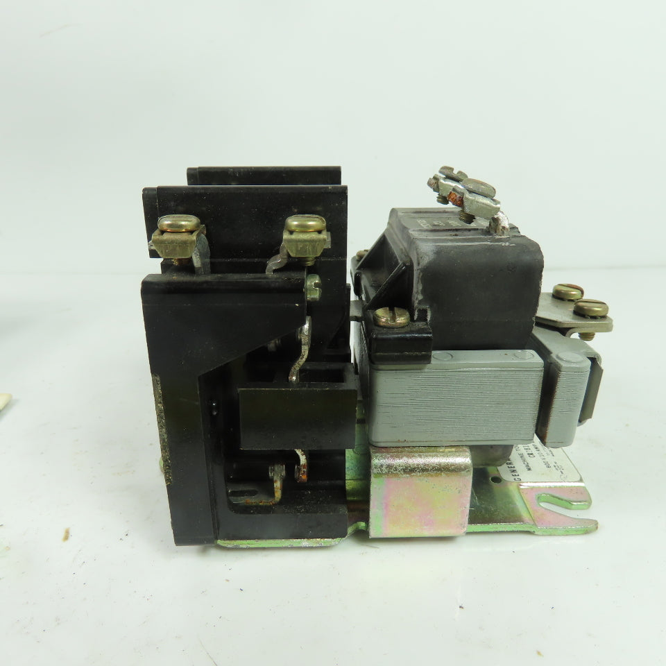 General Electric CR2810A14AC Machine Tool Relay 10A 600V 208V Coil NEW