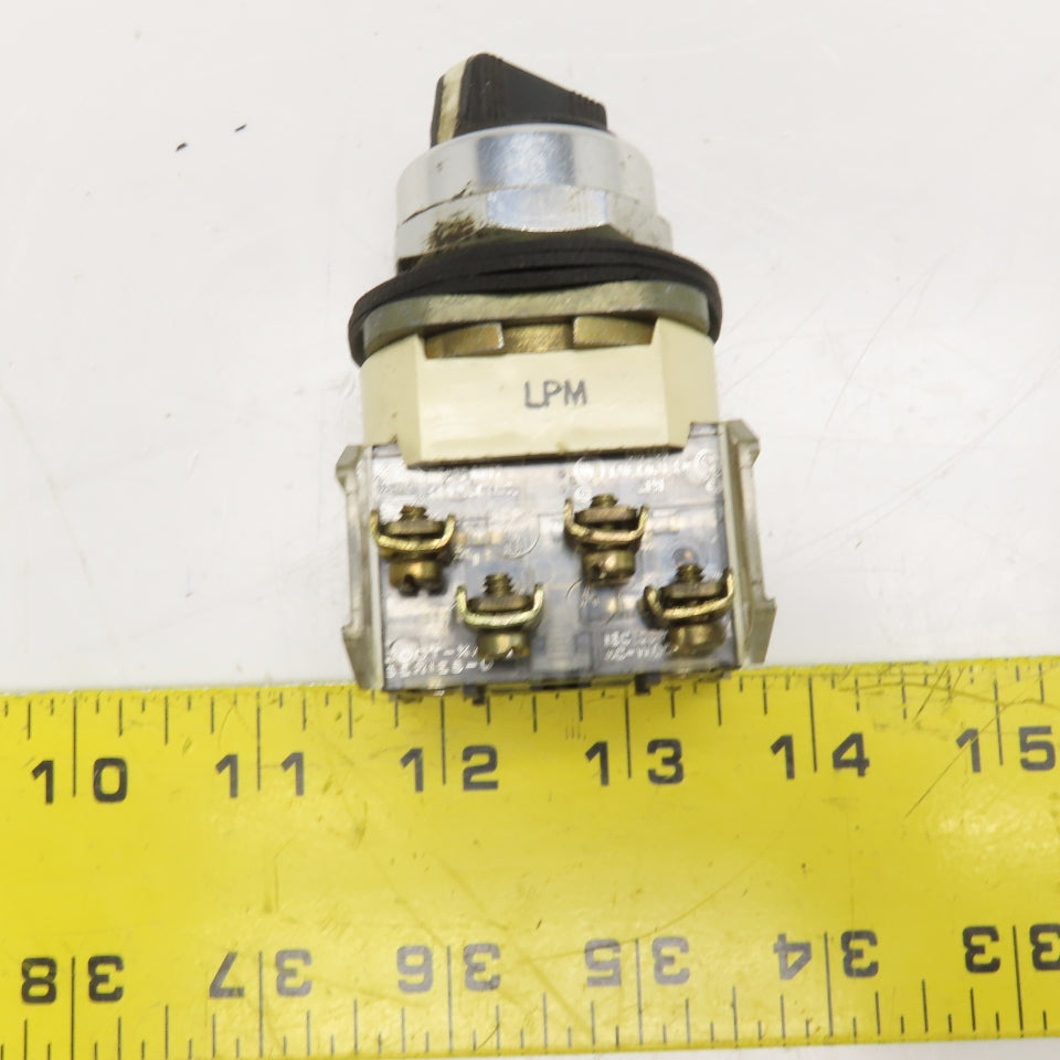Allen Bradley 800T-J2 3 Position Selector Switch 600V