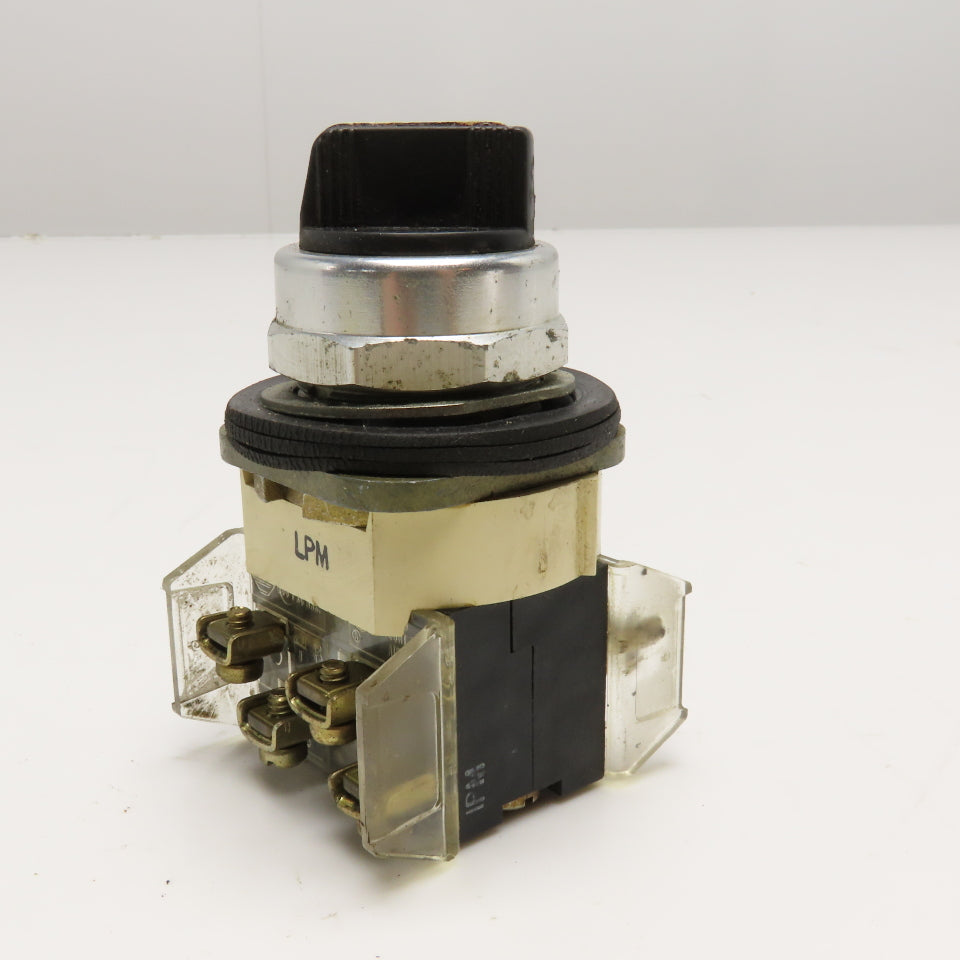 Allen Bradley 800T-J2 3 Position Selector Switch 600V