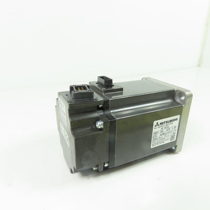 Mitsubishi HF-KP43 AC Servo Motor 400W 102V 3000RPM IP65 2.9A