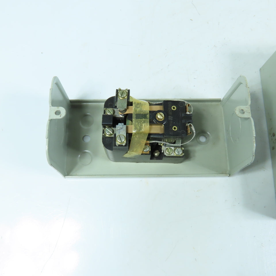 General Electric CR2790E101A48 Enclosed Machine Tool Relay 10A 115/230V
