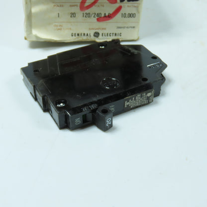 General Electric THQP120 Circuit Breaker 1-Pole 20A 120/240V Thin Series Lot/14