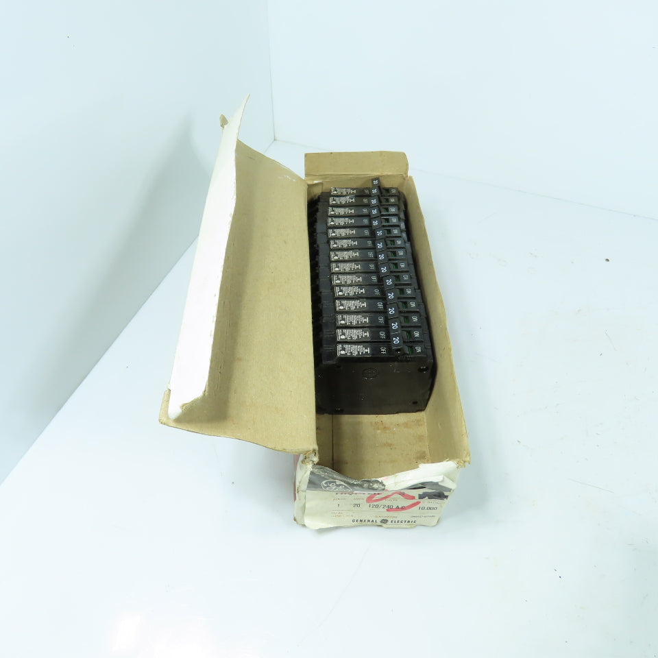 General Electric THQP120 Circuit Breaker 1-Pole 20A 120/240V Thin Series Lot/14