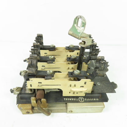 Trumbull Electric 3-Pole Fusible Safety Disconnect Switch Interior