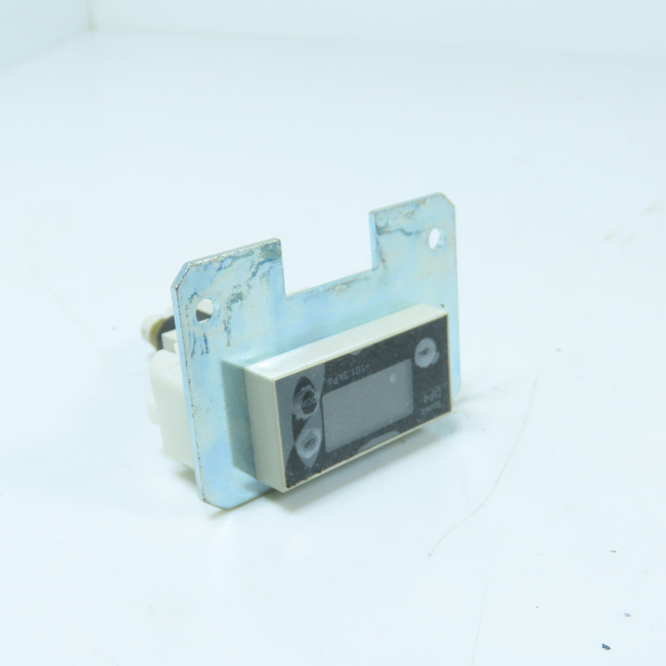 SUNX DP4-50Z Digital Vacuum Pressure Sensor -101.3kPa