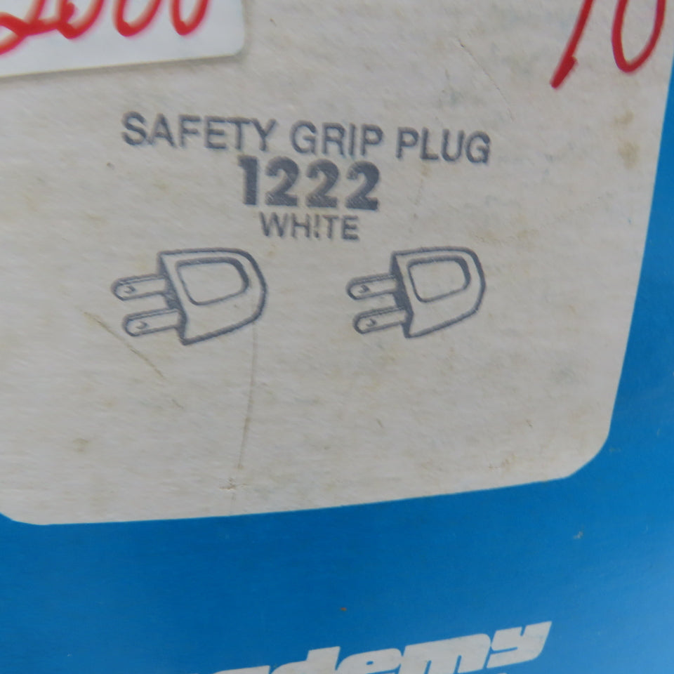 Academy 1222 Safety Grip Lamp Cord Snap On Replacement Plug White 2 Prong Box/20