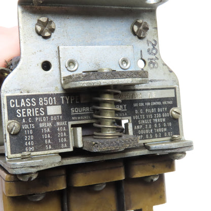 Square D 8501 Type P03 296792 600V AC/DC Contactor Relay 208/220V Coil