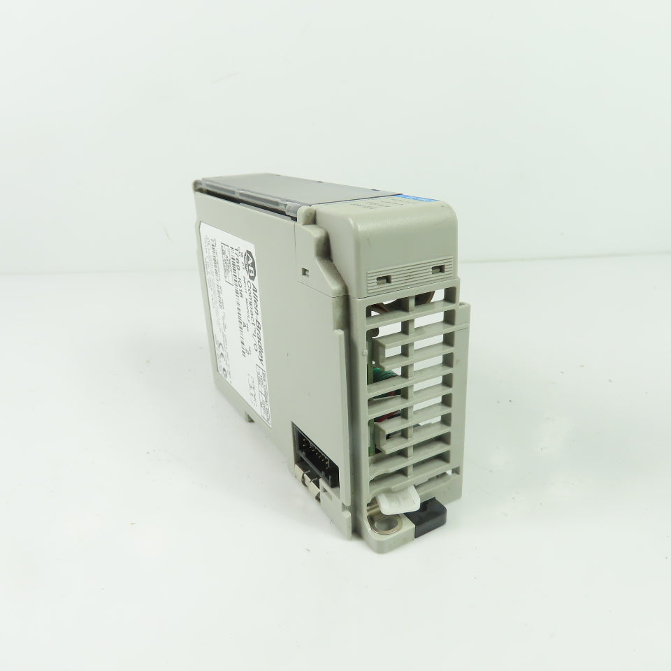 Allen-Bradley 1769-IQ16 16 Pt. DC Digital Input Module Ser A Rev 2 F/W Rev 3.1