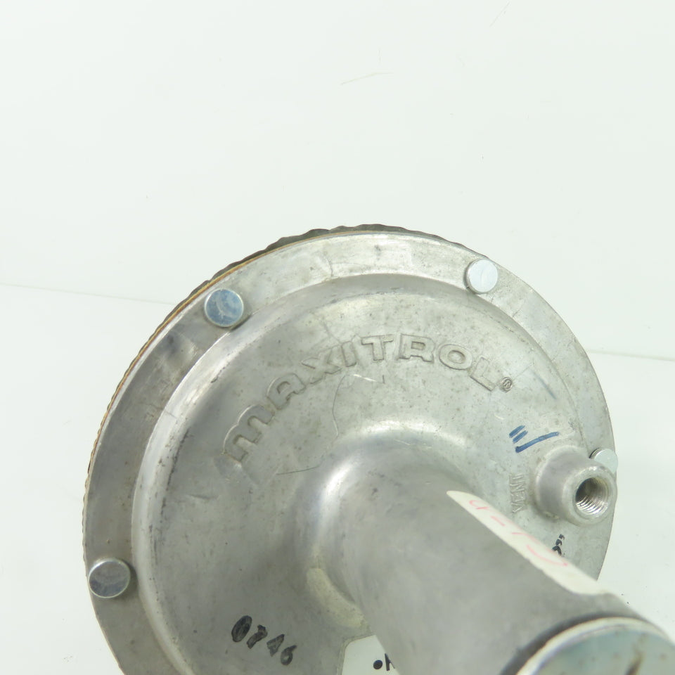 Maxitrol RV61 Gas Pressure Regulator 1" NPT 5-12" WC